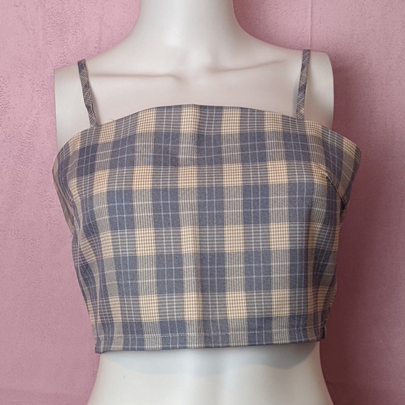 Daisy Street Dolls Kill Plaid Cream and Blue Crop Top - Picture 1 of 7